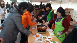 [NSP PHOTO]전북농협, 남원 춘향제서 한돈 소비촉진 행사