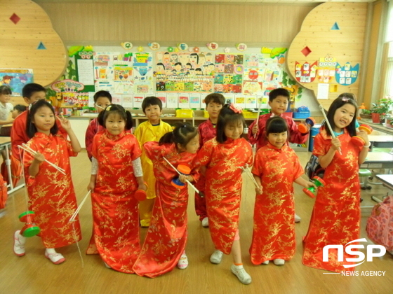 NSP통신-해남교육청이 15일 운영에 들어간 2015 찾아가는 다문화모국문화 체험교실. (해남교육청)