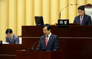 [NSP PHOTO]광주 서구의회, 백마산 구유지 헐값매각 및 불법승마장 건축허가 무효화 촉구 결의안 채택