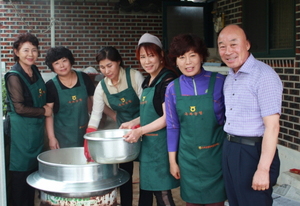 [NSP PHOTO]곡성 옥과농협, 건강한 여름나기 초복 행사