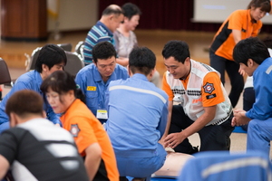 [NSP PHOTO]광양제철소 내 포스플레이트, 심폐소생술 교육과정 참가 눈길