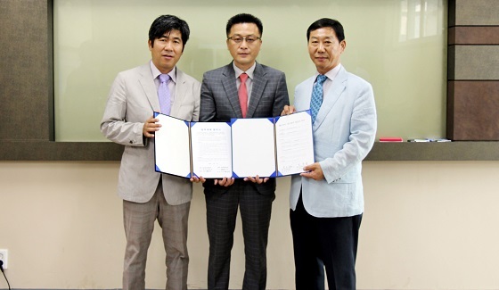 NSP통신-10일 비전대 평생교육원에서 전주비전대, 동아기술직업학교, 비전원격교육원이 상호간 교육과정을 연계하는 3자 협약을 체결했다