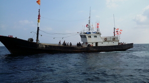[NSP PHOTO]목포해경안전서, 불법조업 中 어선 3척 나포