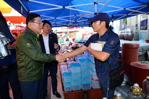 [NSP PHOTO]김석환 홍성군수, 추석맞이 민생현장 속으로