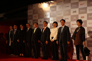 [NSP PHOTO]영화인 잔치에 나타난 정치인들