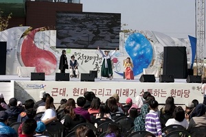 [NSP PHOTO]군산시간여행축제 9일 근대역사박물관 일원서 개막