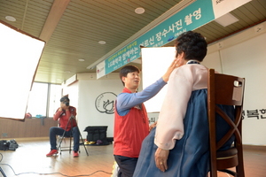 [NSP PHOTO]LG화학 여수공장, 눈꺼풀 처짐 회복수술 및 장수사진 촬영 큰 호응