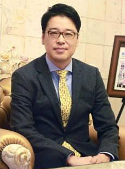 NSP통신-▲결혼전문가 퍼플스 김현중 대표