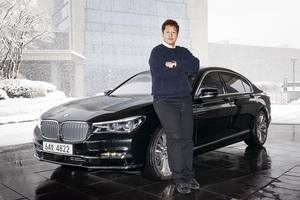 [NSP PHOTO]BMW 코리아, 이대호 선수에 뉴 7시리즈 의전 차량 지원