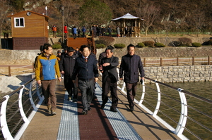 [NSP PHOTO]순천시, 원도심과 장대공원 연결하는 보행자 접이식 교량 개통