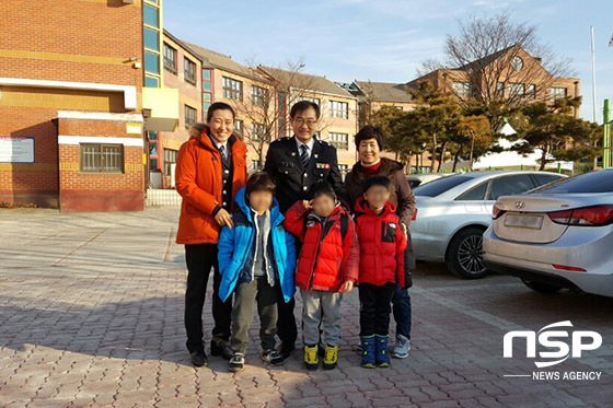 [NSP PHOTO]전주완산경찰서, 장기결석아동 개학 맞아 동행 등교