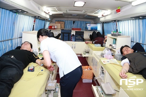 NSP통신-전남교육청이 22일 실시한 사랑의 헌혈. (전남교육청)