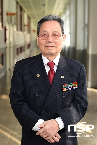 NSP통신-올 해 조선대 법학과에 입학해 만학도의 꿈을 이룬 김경석 씨. (조선대)