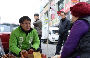 [NSP PHOTO][20대 총선]송기석 후보(광주 서구갑), 소상공인 정책보증지원제도 강화하겠다