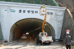 [NSP PHOTO]전북도, 해빙기 낙석위험 터널 안전점검