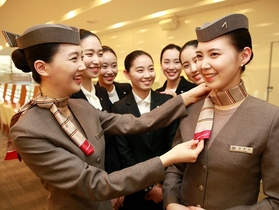 [NSP PHOTO]아시아나항공, 신입 캐빈 승무원에 첫 유니폼 지급