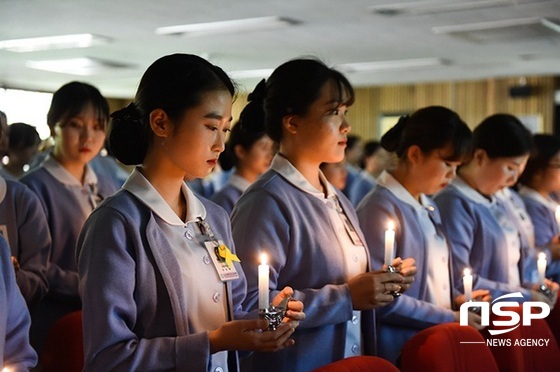 NSP통신-조선대 간호학과가 15일 의과대학 2호관 한마음홀에서 개최한 제45회 나이팅게일 선서식. (조선대)