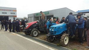 [NSP PHOTO]군산시농기센터, 귀농·귀촌인 농기계 현장이용교육