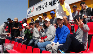 [NSP PHOTO]순천경찰서 716의경대, 단체 축구 관람으로 사기 충전