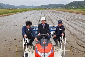 [NSP PHOTO]농협광주본부, 벼 직파재배로 생산비 30% 절감하세요