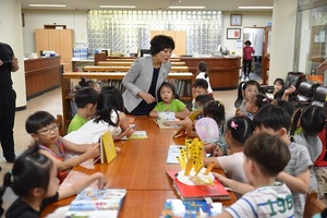 [NSP PHOTO]전주비전대 도서관, 어린이 견학 프로그램 운영