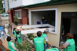 [NSP PHOTO]울릉도집수리봉사단, 삼복더위에도 집수리 봉사활동 펼쳐