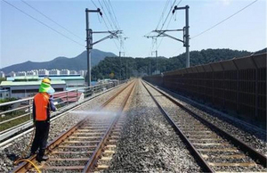 [NSP PHOTO]코레일 전남본부, 폭염대비 선로감시와 살수로 레일 안전관리 총력