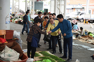 [NSP PHOTO]영덕군, 추석 제수품 장보기행사 적극 추진