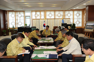 [NSP PHOTO]포항시의회, 지진발생 긴급 간담회 개최 및 피해현장 방문