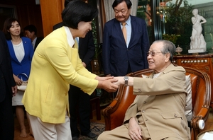 [NSP PHOTO]추미애 대표,  김종필 전 국무총리 예방