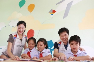 [NSP PHOTO]아시아나항공, 베트남 냔캉 중학교에 희망 도서관 선물