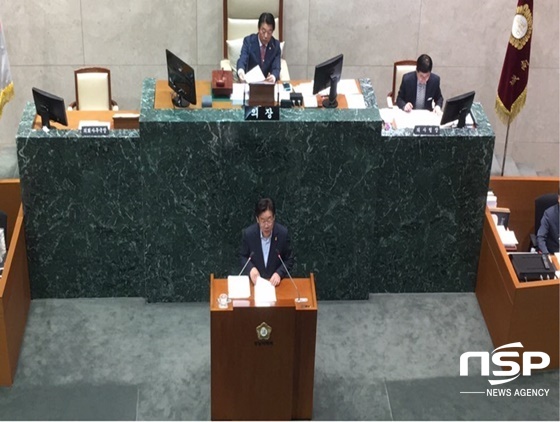 NSP통신-시정질의에 대한답변하고 있는 이재명 성남시장 (NSP뉴스통신=김병관 기자)