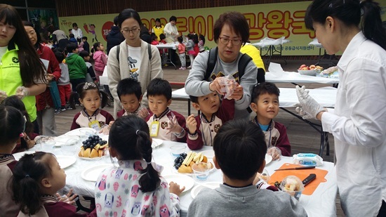 NSP통신-안양시 건강왕국 행사 개최 모습. (안양시)