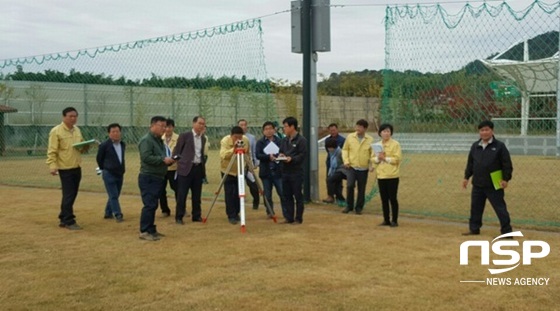 NSP통신-담양군의회가 주요 건설사업장에 대한 현장점검활동을 벌이고 있다. (담양군의회)