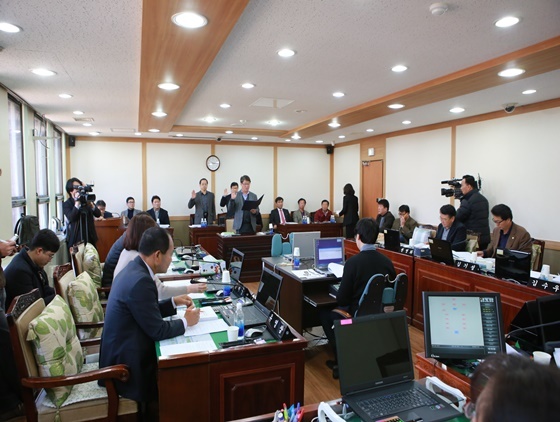 [NSP PHOTO]평택시의회 특별위, 영신지구 개발관련 3차 행정조사