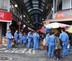 [NSP PHOTO]포스코, 전 직원에 전통시장 상품권 지급...연말 지역경제 살리기 앞장