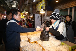 [NSP PHOTO]양기대 광명시장, 설 대비 전통시장 방문 ··· 민생안정위해 현장에서 듣다