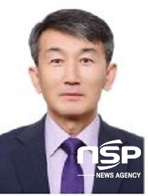 NSP통신-신임 허영범 덕유산국립공원사무소장.