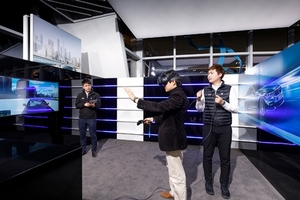 [NSP PHOTO]BMW 코리아, 스타필드 하남에 뉴 5시리즈 디지털 쇼룸 운영