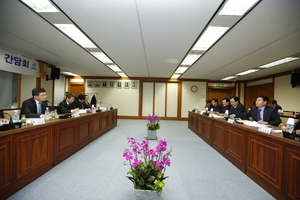 [NSP PHOTO]대한전문건설협회, 조달청장과 간담회…공동도급제도 활성화 등 건의·대화