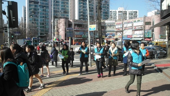 NSP통신-광명시,국민안전처,경기도가 학교주변 특별 안전 점검을 하고있다. (광명시)