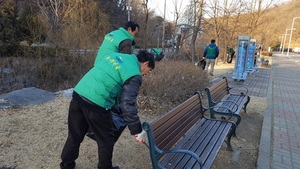 [NSP PHOTO]안양시, 안양9동 봄맞이 환경정비 눈에띄네