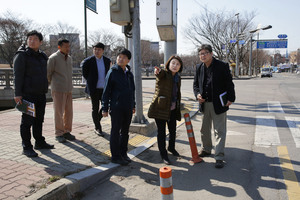 [NSP PHOTO]주미희 안산시의원, 선부동 사거리 교통 환경 개선 시와 현장 협의