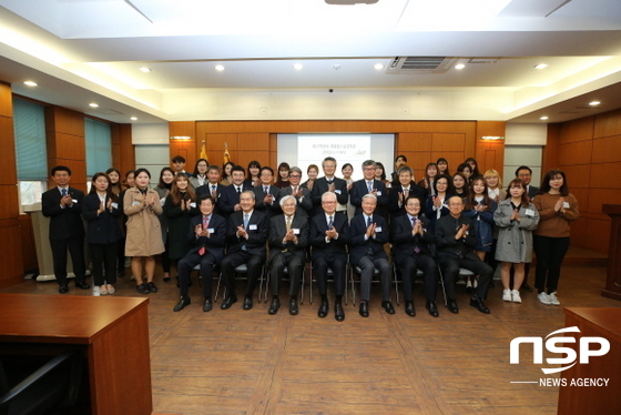 NSP통신-계명대가 총 25명의 학생에게 계명참스승장학생 장학증서 수여식을 가졌다. (계명대학교)