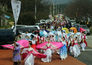 [NSP PHOTO]영암군, 왕인박사유적지 일원서 펼쳐진 나흘간의 왕인문화축제 대장정 마무리