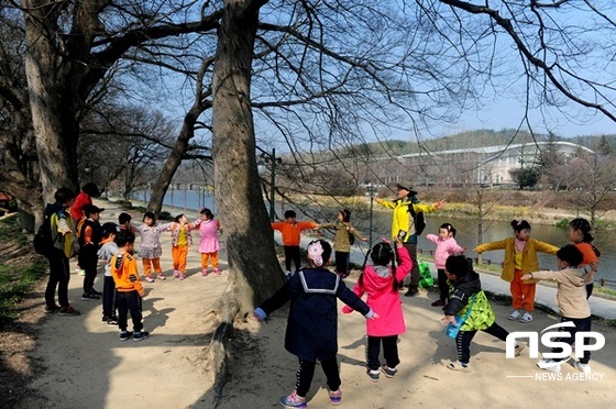 NSP통신-담양군이 운영하고 있는 숲 유치원 프로그램. (담양군)