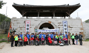 [NSP PHOTO]한수원 임직원, 경주시 장애우 봄나들이 봉사활동