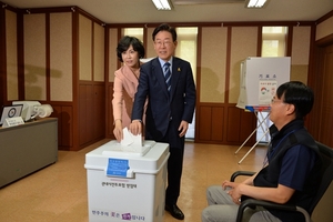 [NSP PHOTO]이재명 성남시장, 행복한 나라 만들려면 투표 참여해 달라