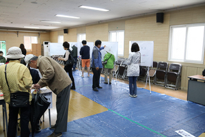 [NSP PHOTO][19대 대선] 오산시, 투표율 55.3% 대선열기 후끈