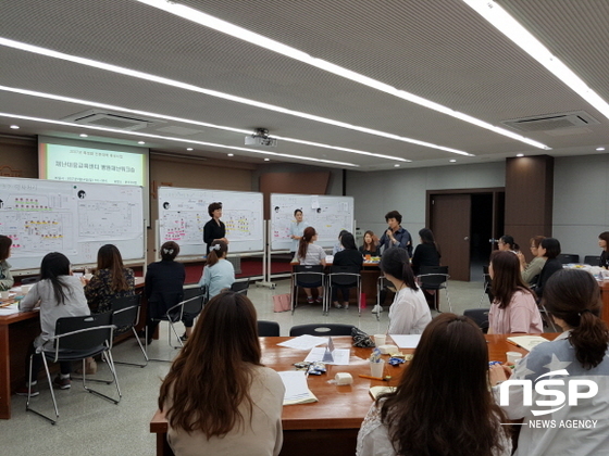 NSP통신-14일 대구과학대학교 응급내난교육본부에서 실시한 맞춤형 병원재난대응교육에서 칠곡가톨릭병원 간호사들이 팀별 시뮬레이션 수업을 하고 있다. (사진=대구과학대학교)